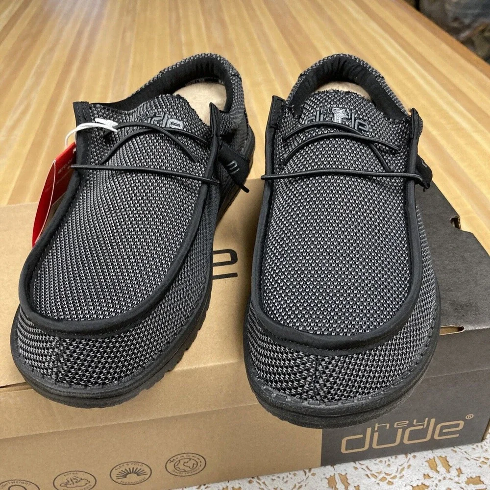 Hey Dude Wally L Sox l Black Mens Size 9 - Picture 2 of 6